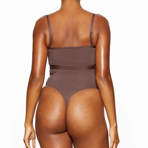 SKIMS NWOT Sheer Sculpt High Waist Thong In Cocoa Brown Shaping Shapewear - Picture 2 of 6